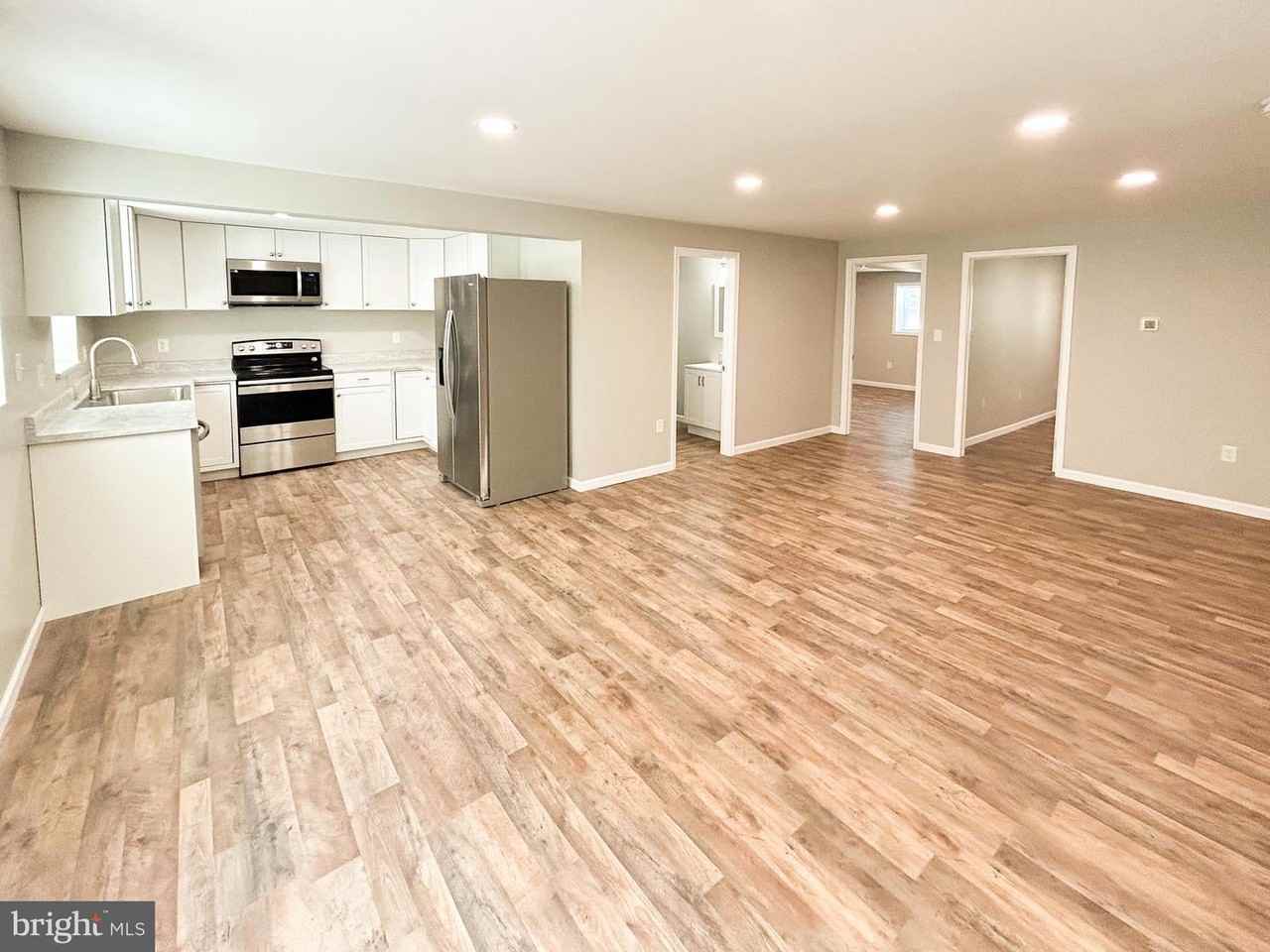 918 Valley Forge Road - Photo 2 of 27