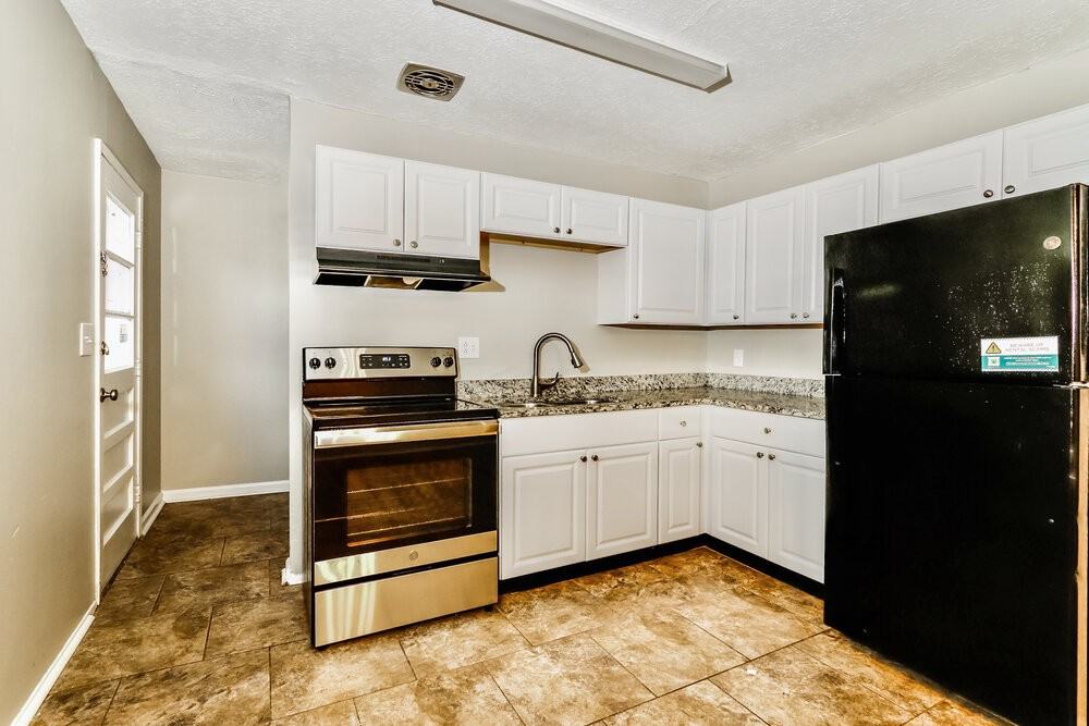 9801 Gandy Rd - Photo 7 of 14