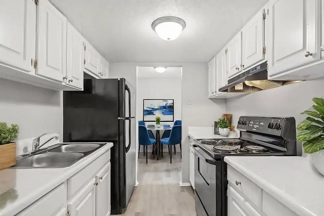 Marco Meadows - Photo 2 of 23