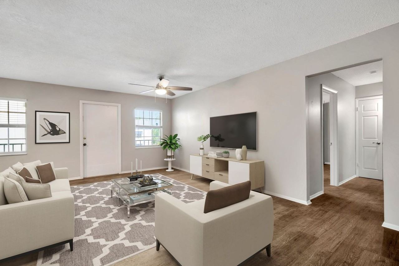 Welcome to The Waverly – South Tampa Living One Block from Bayshore - Photo 4 of 43