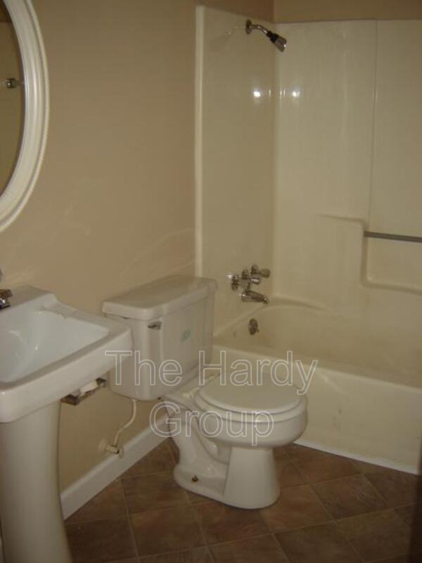 310 Spring St #9 - Photo 2 of 7