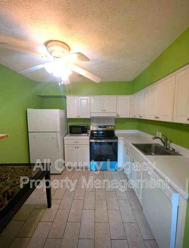 162 Viking Ct #6 - Photo 3 of 10