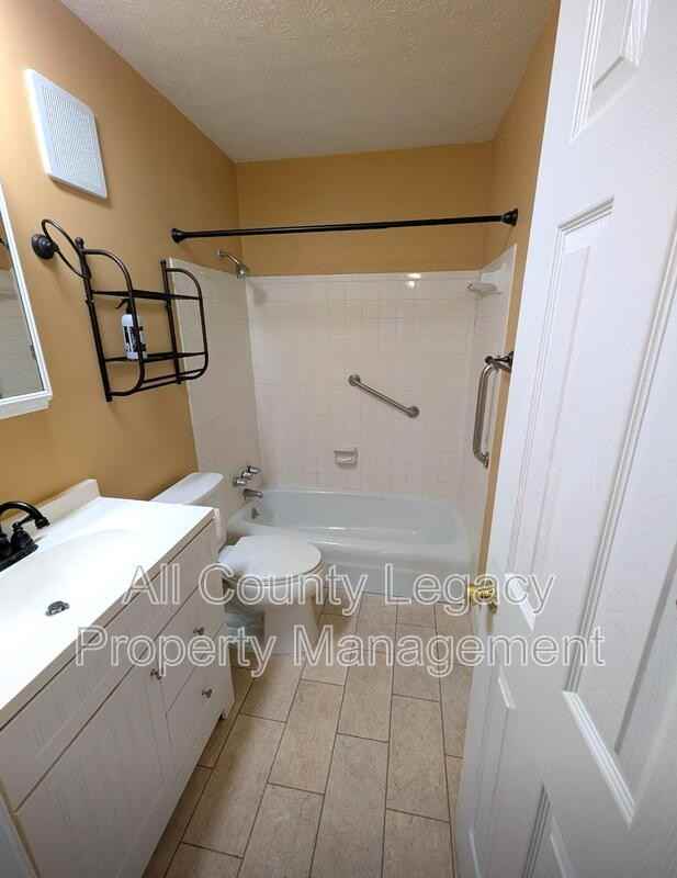 162 Viking Ct #6 - Photo 7 of 10