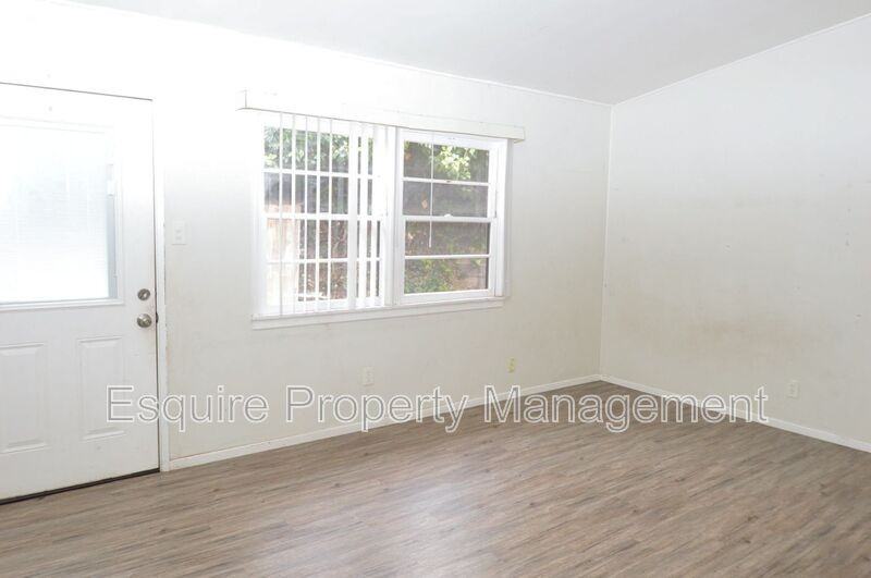 114 South Olive Street #120A - Photo 2 of 11