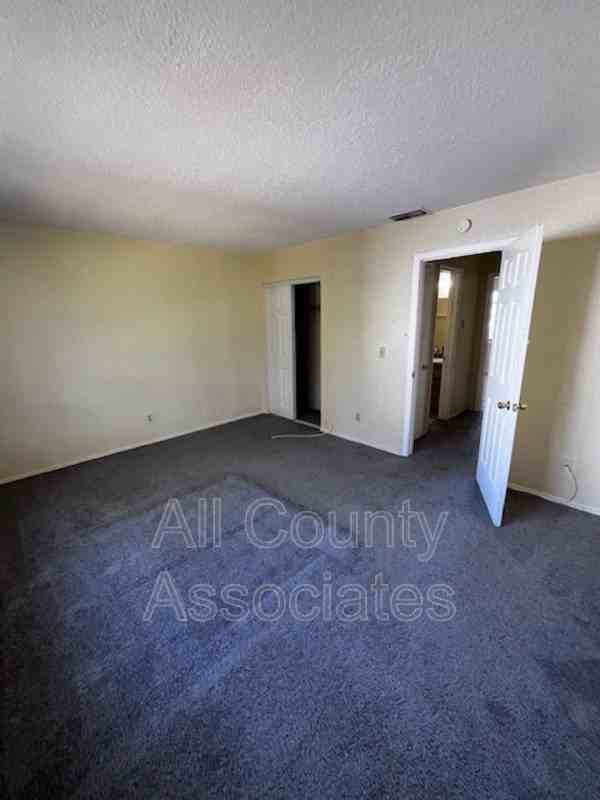 8945 Cochise Ln - Photo 2 of 10