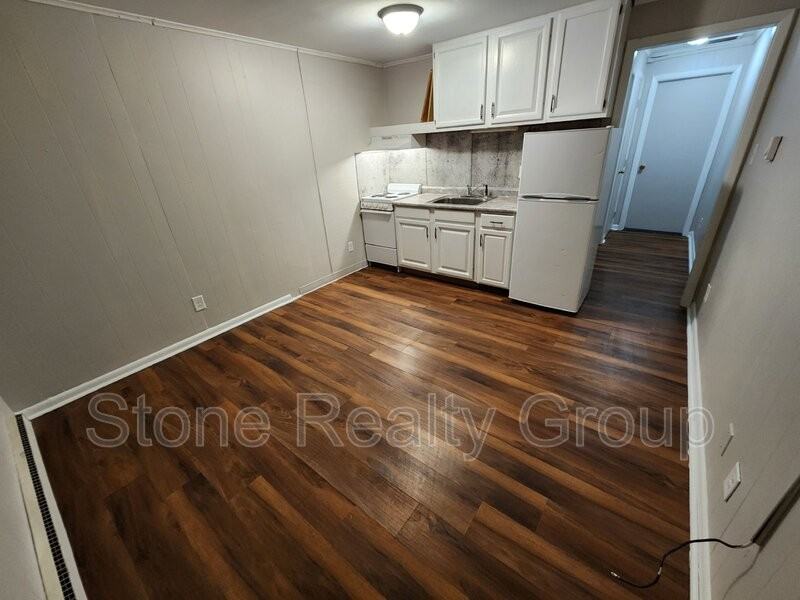 630 Ash St #30D - Photo 2 of 5
