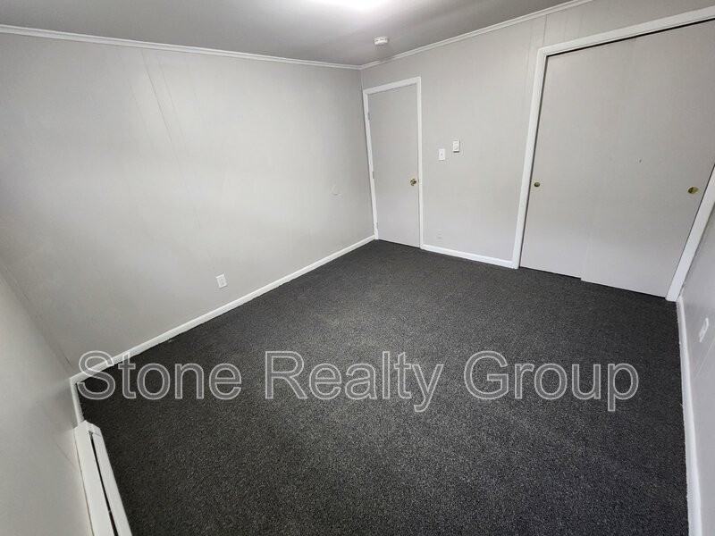 630 Ash St #30D - Photo 3 of 5