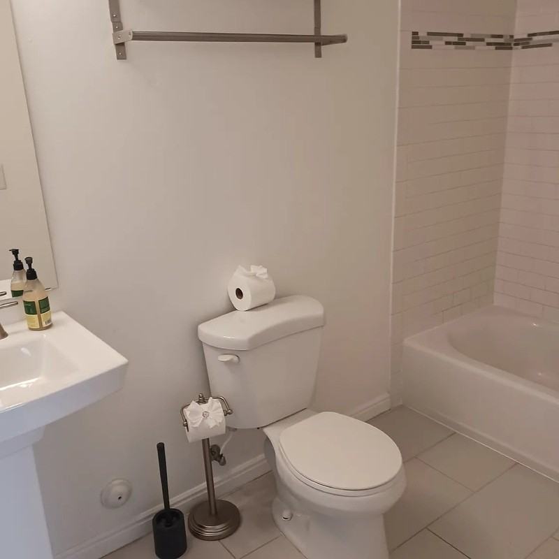 11769 S Grandville Ave #11769SGR - Photo 4 of 11