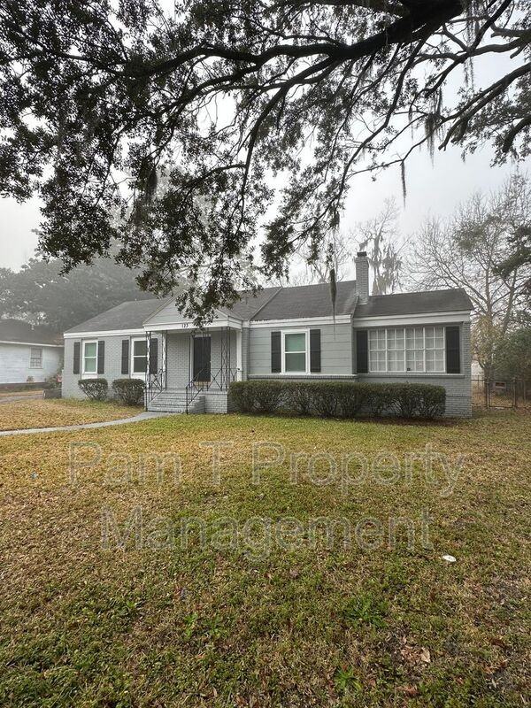 123 E Derenne Ave - Photo 2 of 24