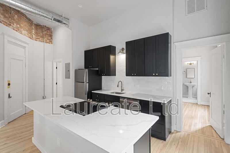 1256 N Clarkson St #2 - Photo 5 of 14