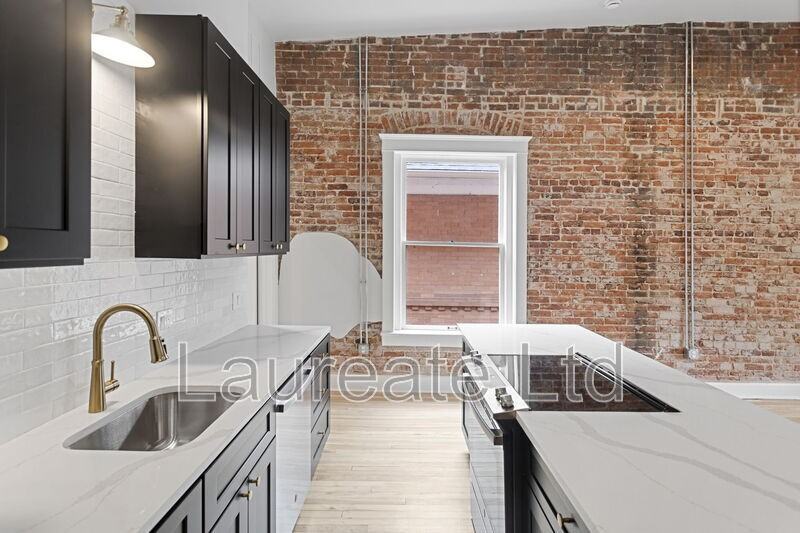 1256 N Clarkson St #2 - Photo 6 of 14