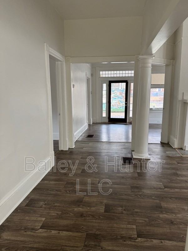 1118 Lawton Pl Sw - Photo 3 of 12