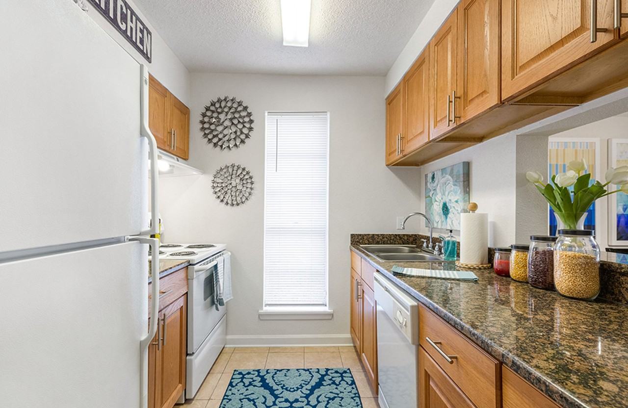 Parktowne - Photo 6 of 43