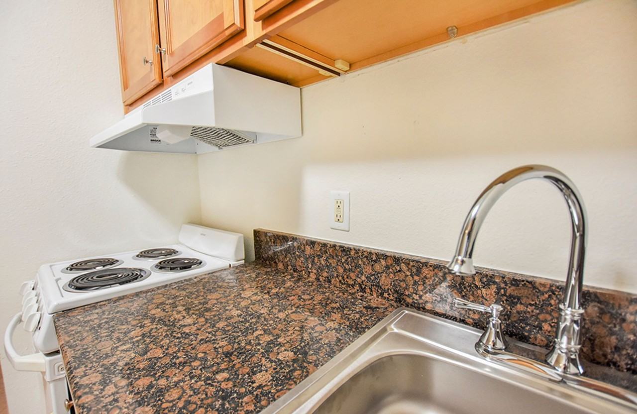 Premises Apartments - Photo 7 of 14