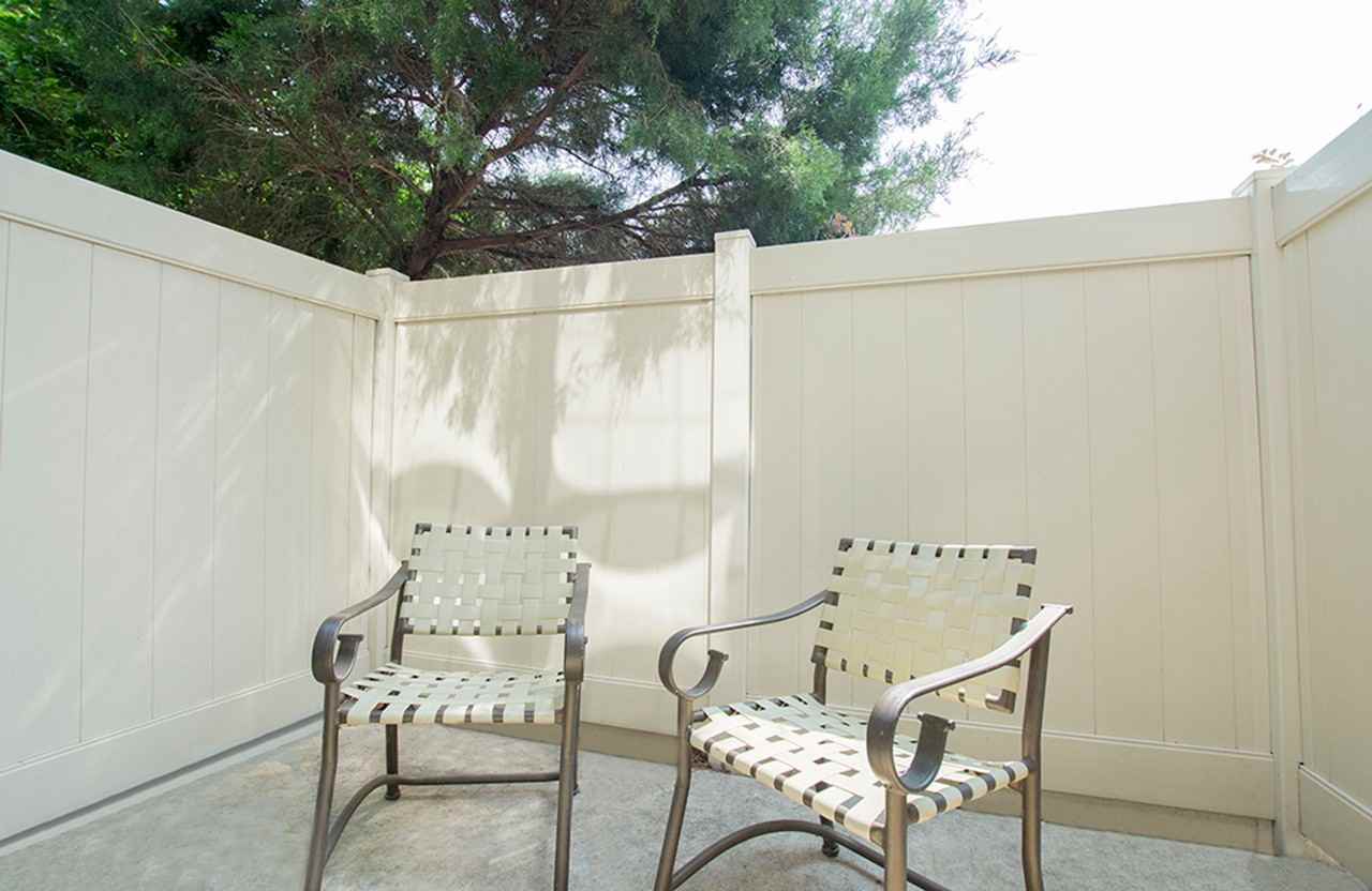 Park Oaks - Photo 6 of 33