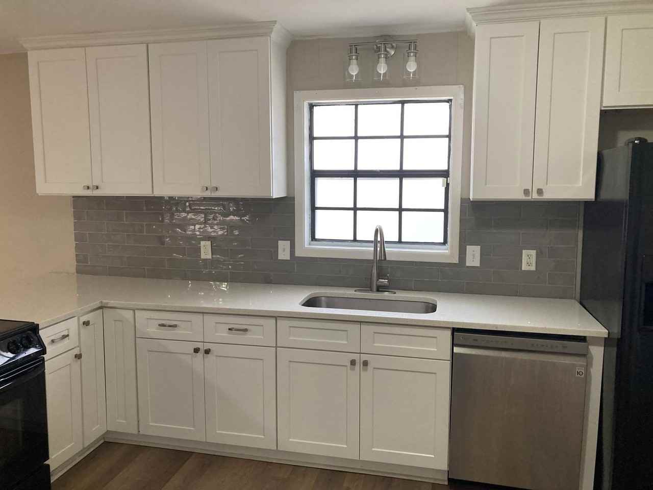 311 Dixie Dr - Photo 6 of 23