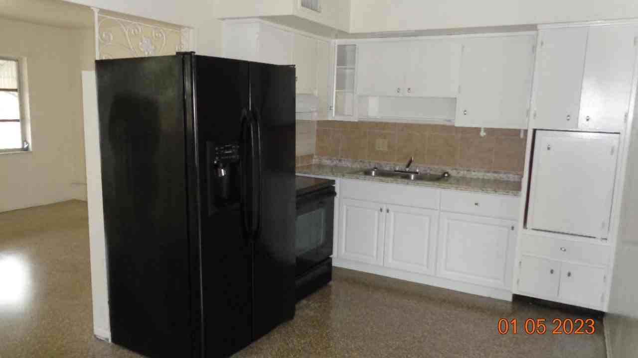 5053 Tangelo Dr - Photo 2 of 7