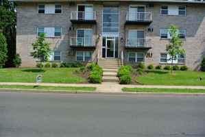 featured image of 227 S Line St