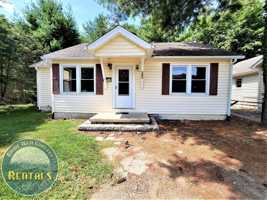 featured image of 252 Faculty St