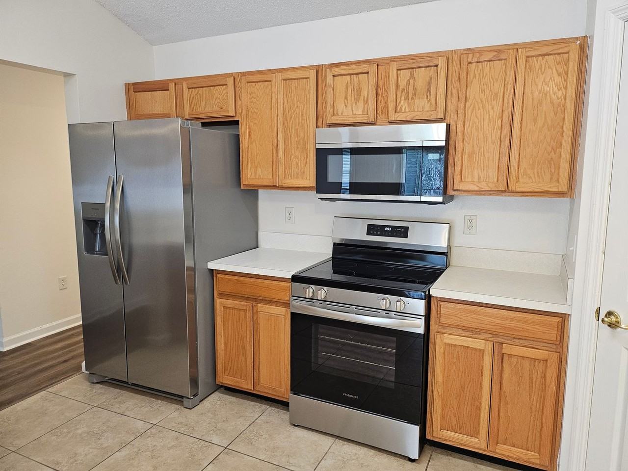 67B Buttonworth Dr - Photo 2 of 13