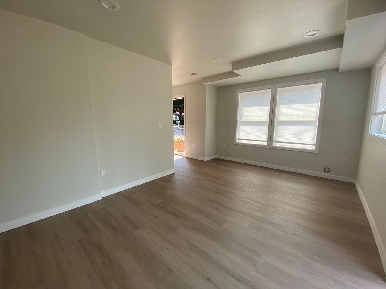 2648 Se 107th Ave #B - Photo 6 of 16