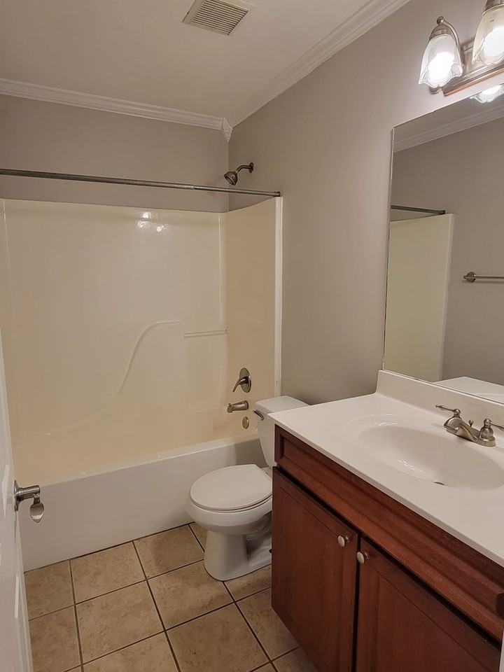 194 Romie Dr - Photo 6 of 33