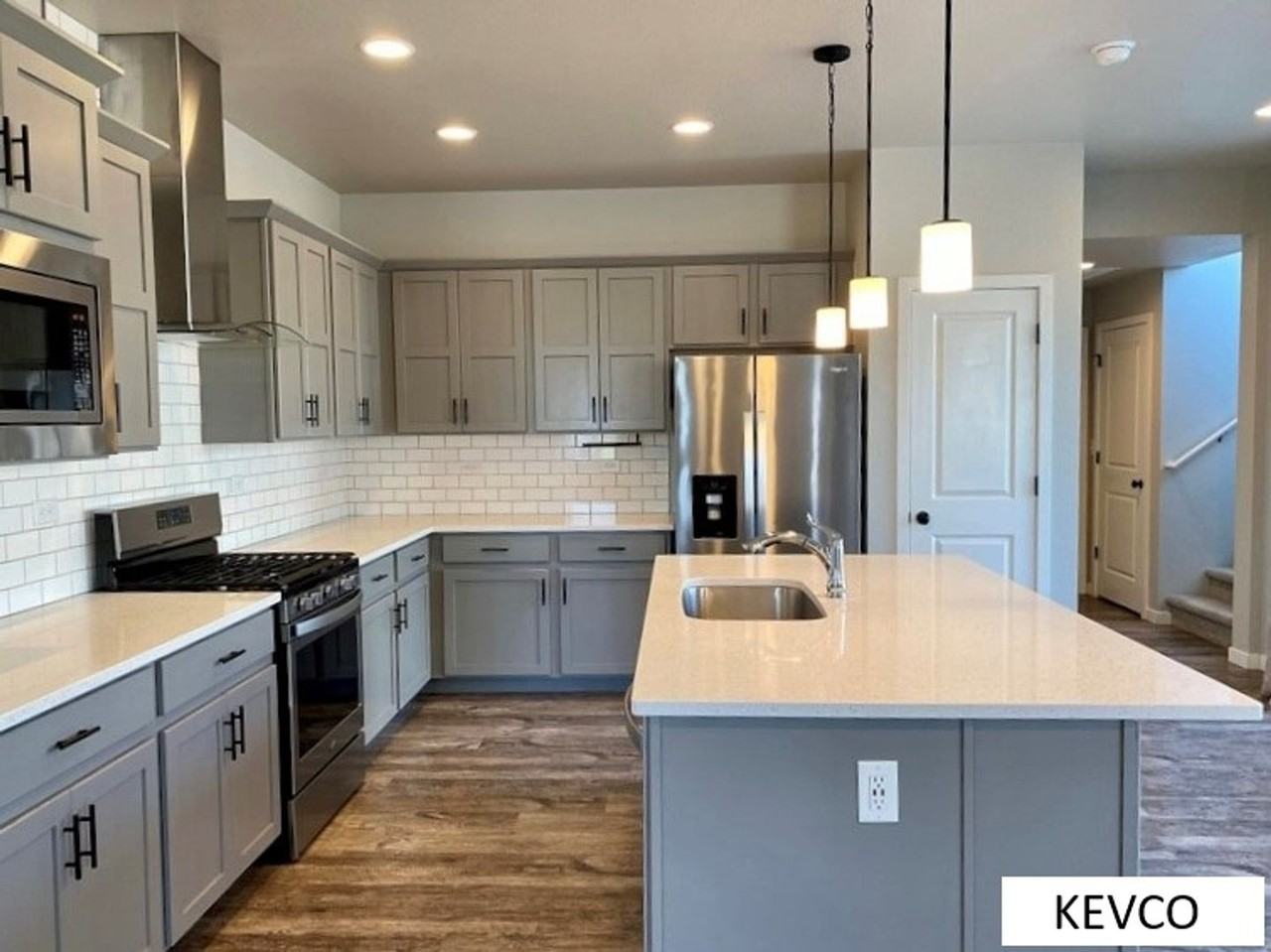 2933 Conquest St - Photo 6 of 27