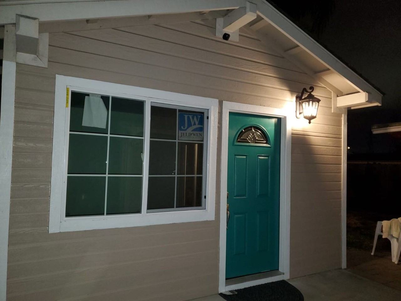 4420 Gina St - Photo 2 of 5