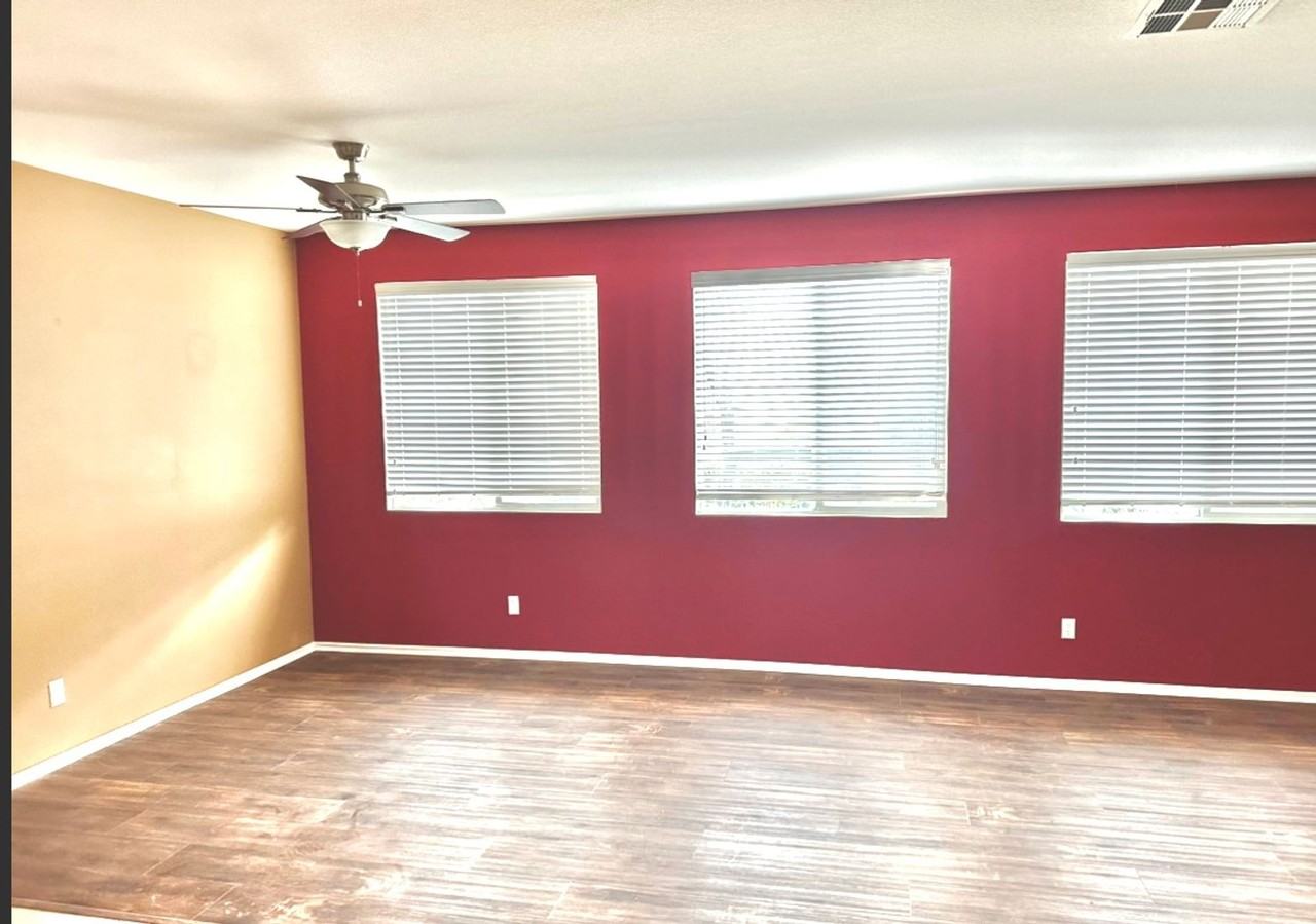 18468 Hillview Ln - Photo 6 of 20