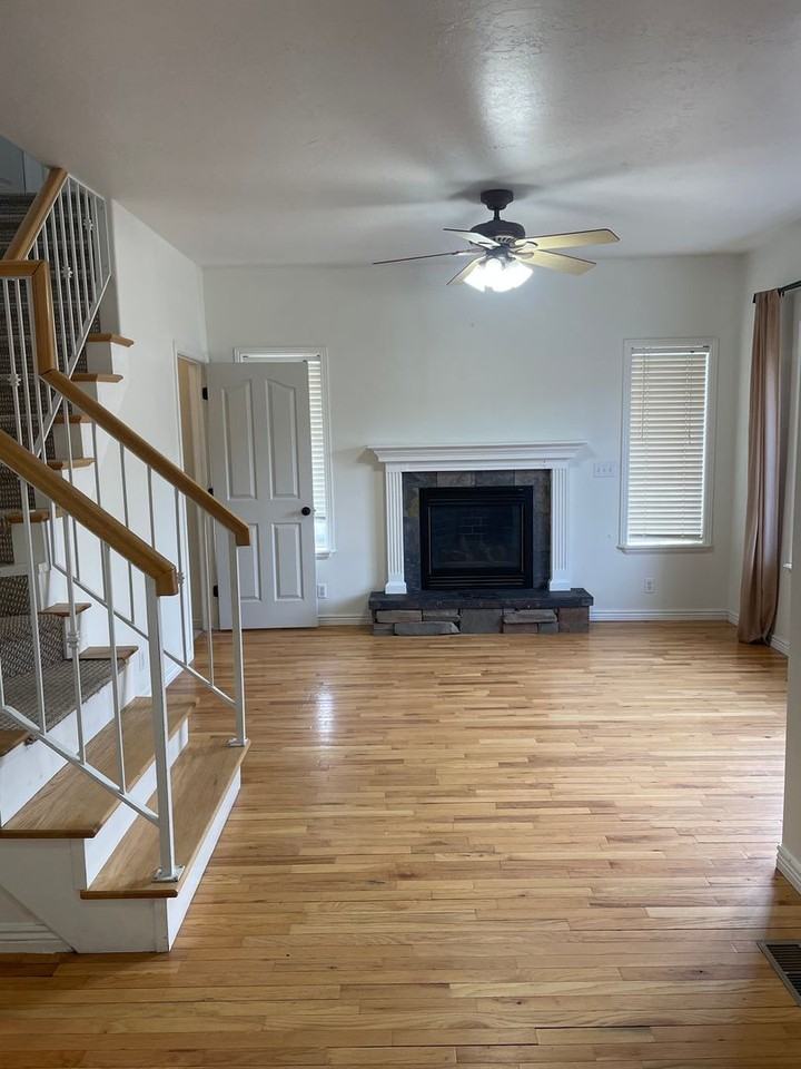 2058 E 7550 S - Photo 3 of 28