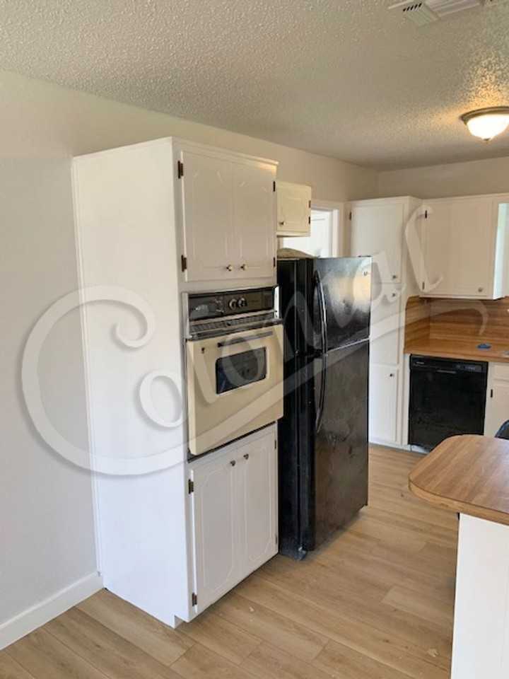 709 Beaver Trl - Photo 4 of 17