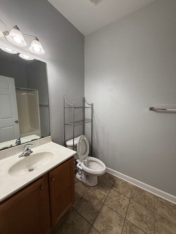 5220 Christian Dr - Photo 2 of 24