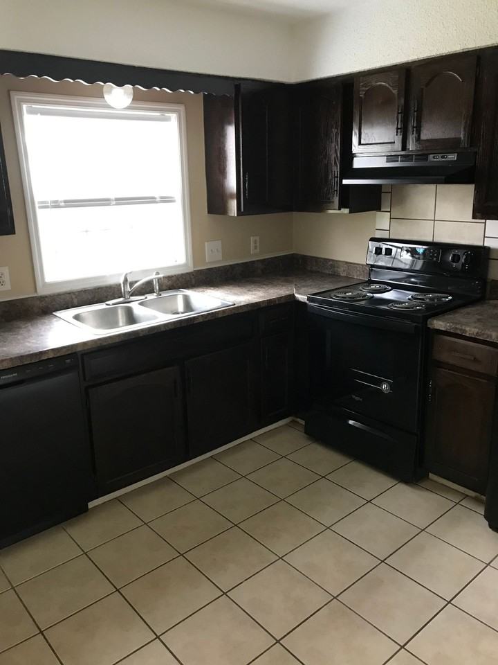 Step inside and love where you live! - Photo 2 of 7