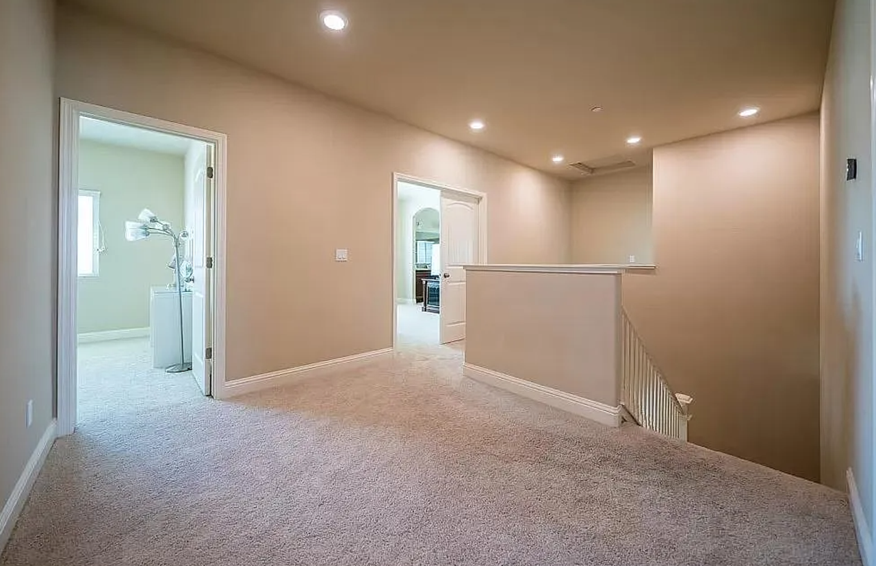 1201 N Academy Dr - Photo 5 of 14