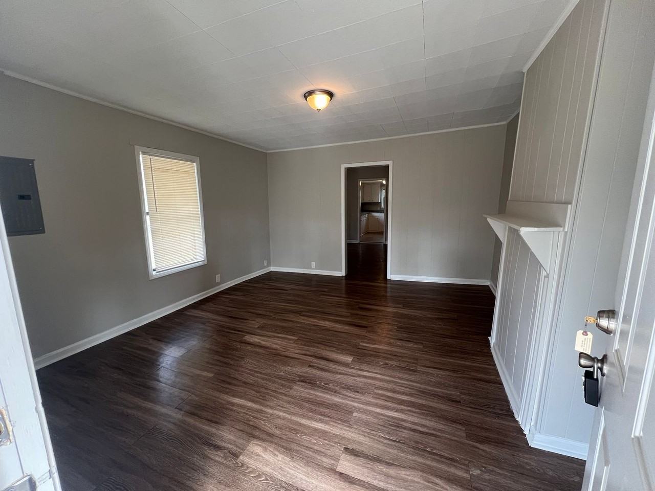 2816 21st St - Photo 2 of 19