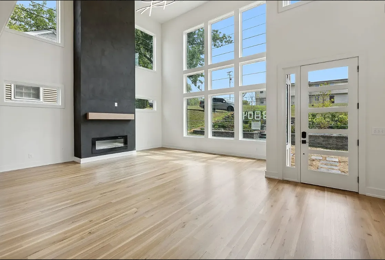 3804 Dakota Ave - Photo 5 of 25