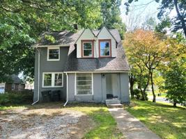 featured image of 389 Sumatra Ave