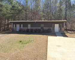 featured image of 1722 Louise Dr Se