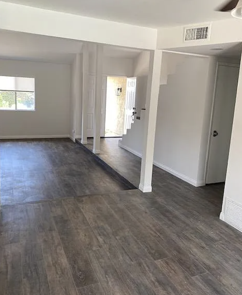 3925 Stevemark Ln #NA - Photo 3 of 12