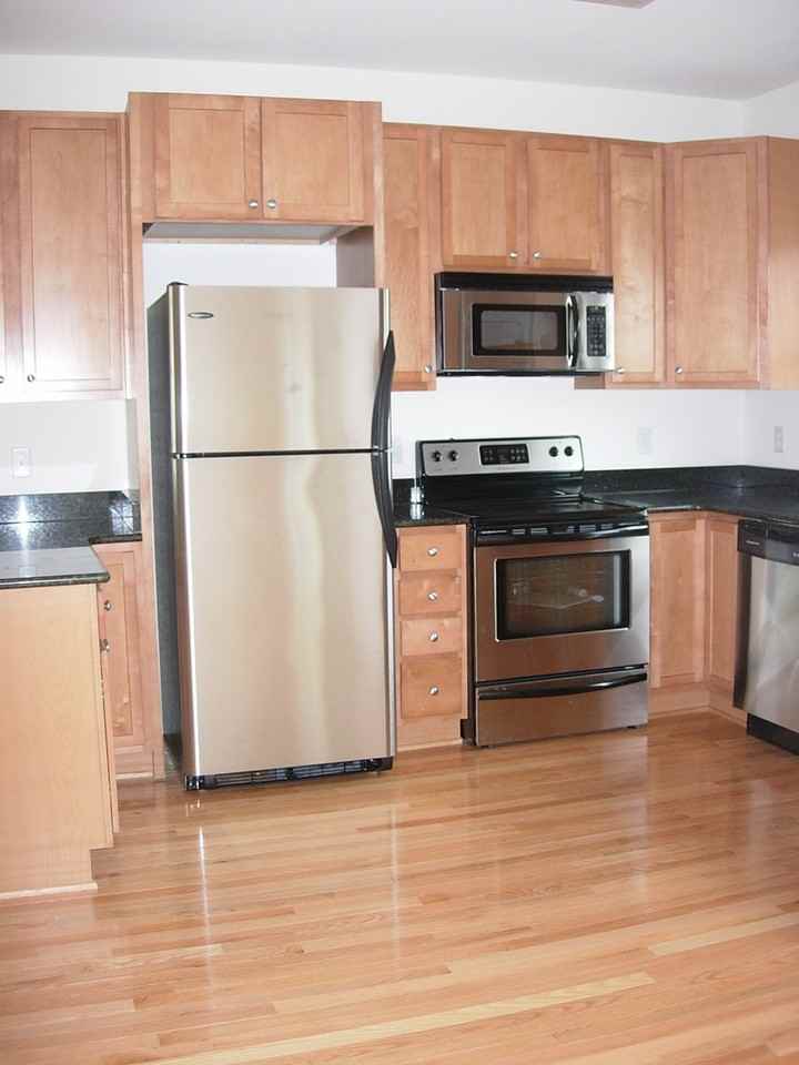 2009 Baltic Avenue #2009 - Photo 3 of 26