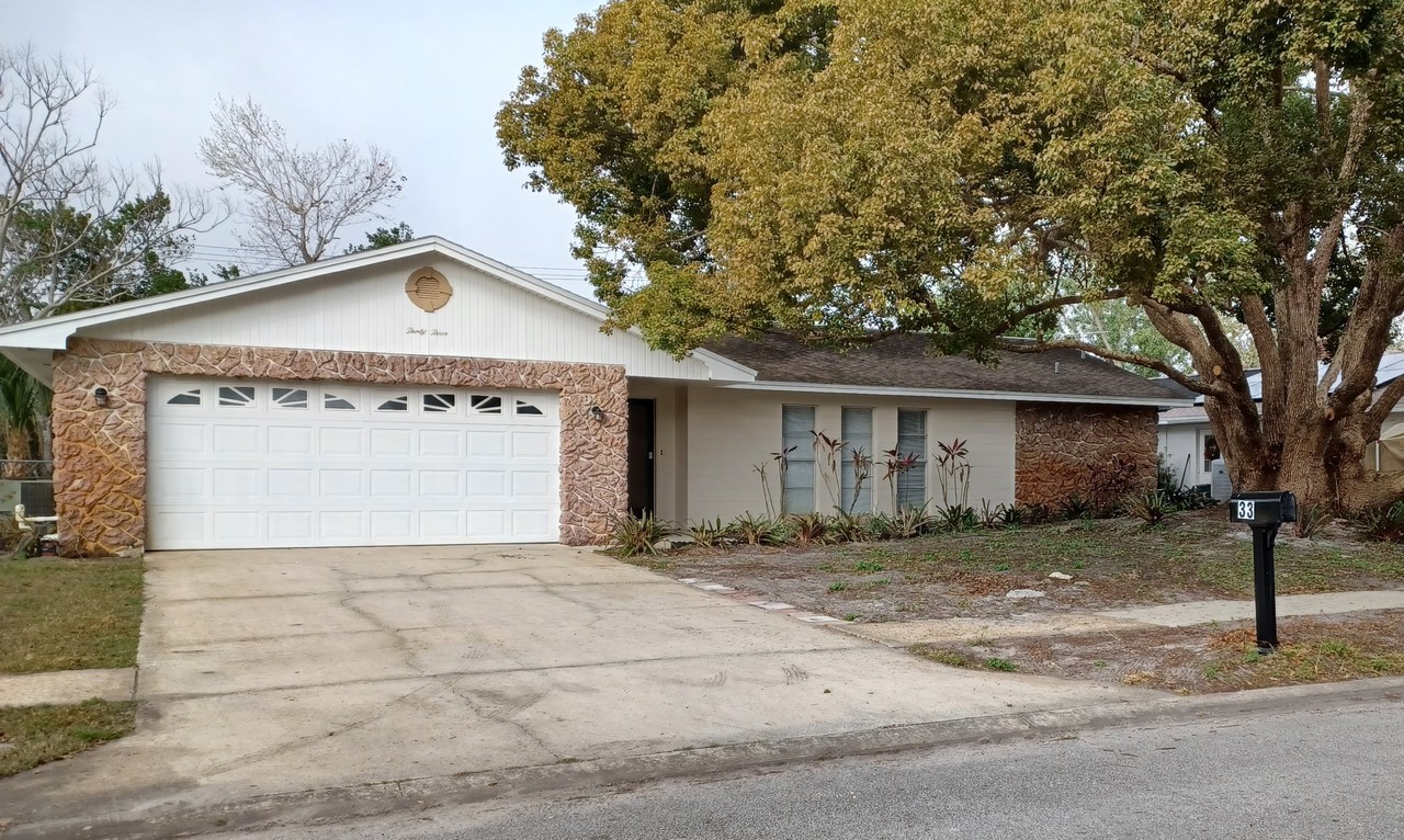 33 Woodlake Dr #NA - Photo 2 of 19