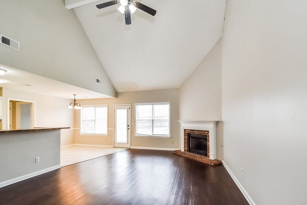 2744 Breezy Ridge Trl - Photo 5 of 17