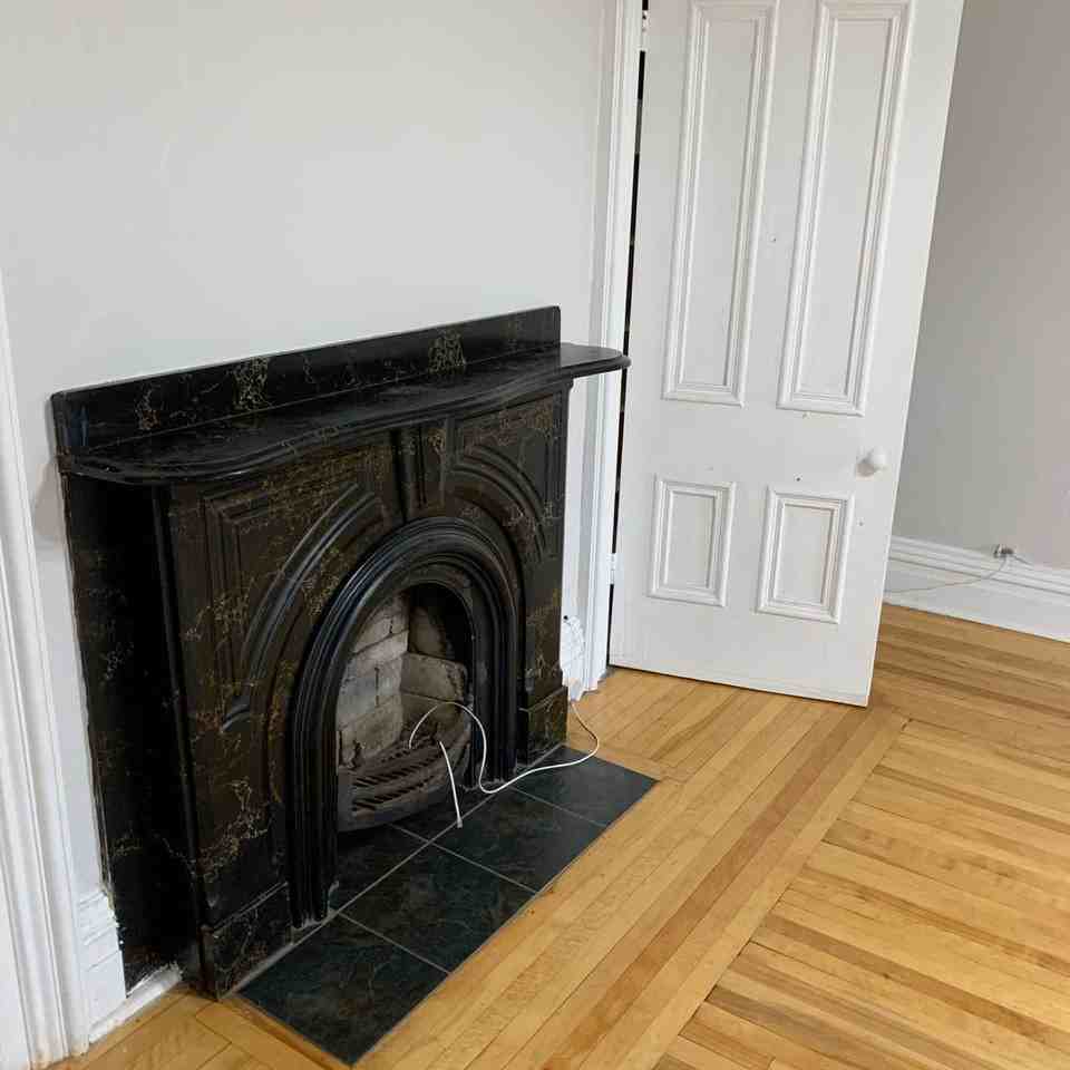 226 Douglas Ave #1 - Photo 3 of 12