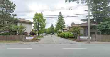 featured image of 3044 Clearbrook Rd