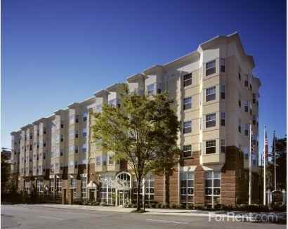 Park Plaza @ Belvidere - Photo 2 of 3