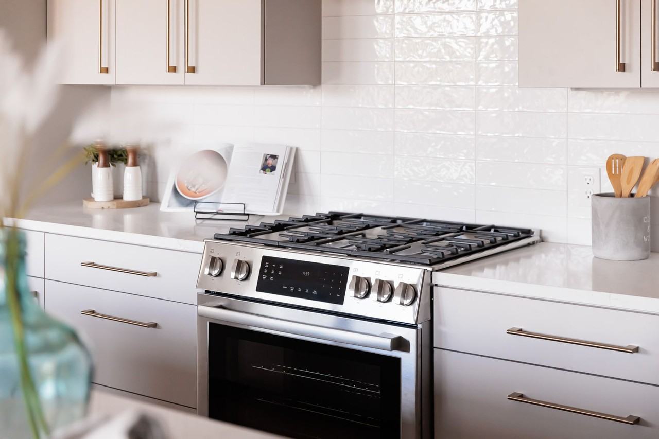 51 France | Boutique Living - Photo 5 of 35