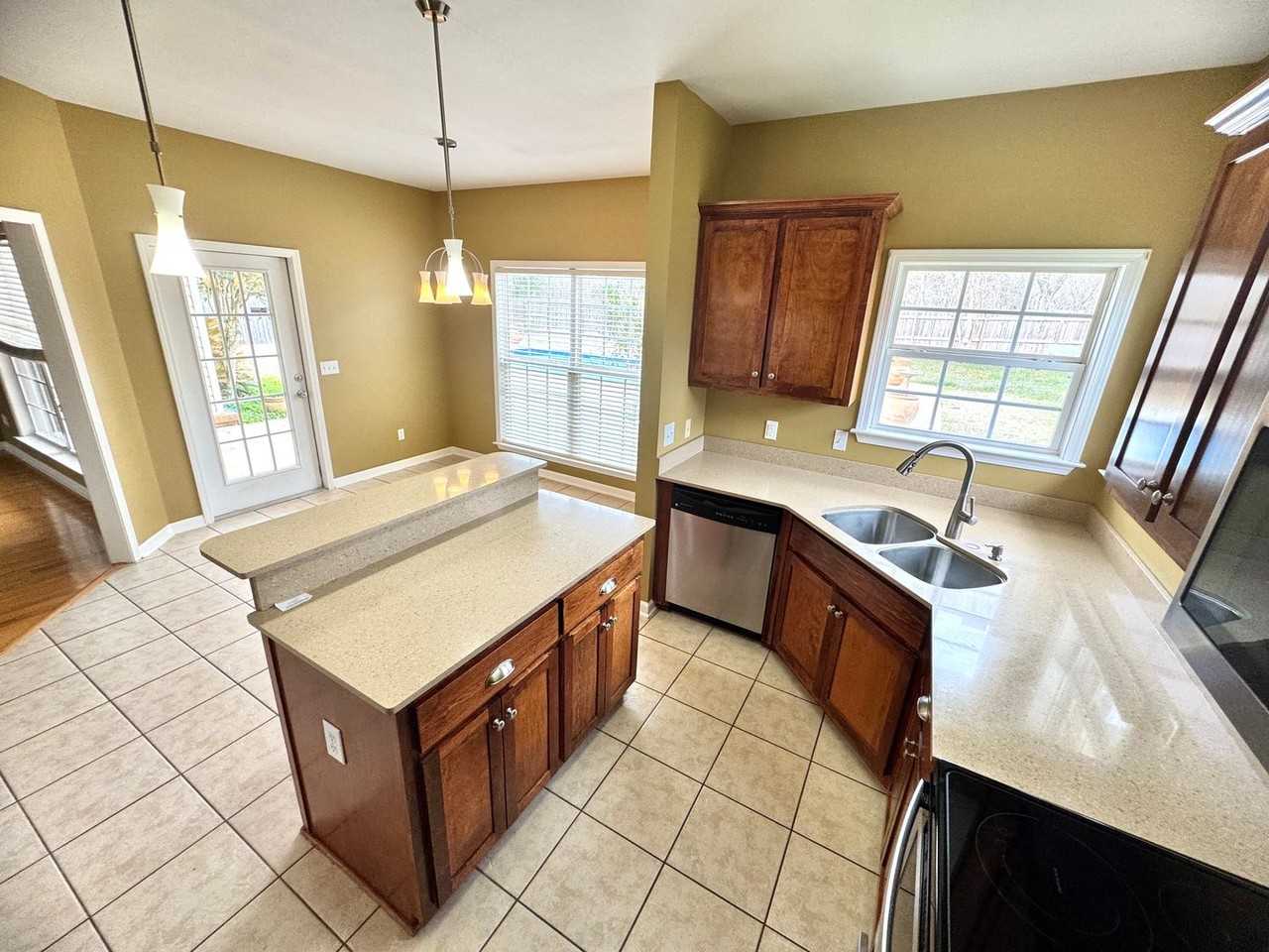 112 Autumn Way - Photo 6 of 24