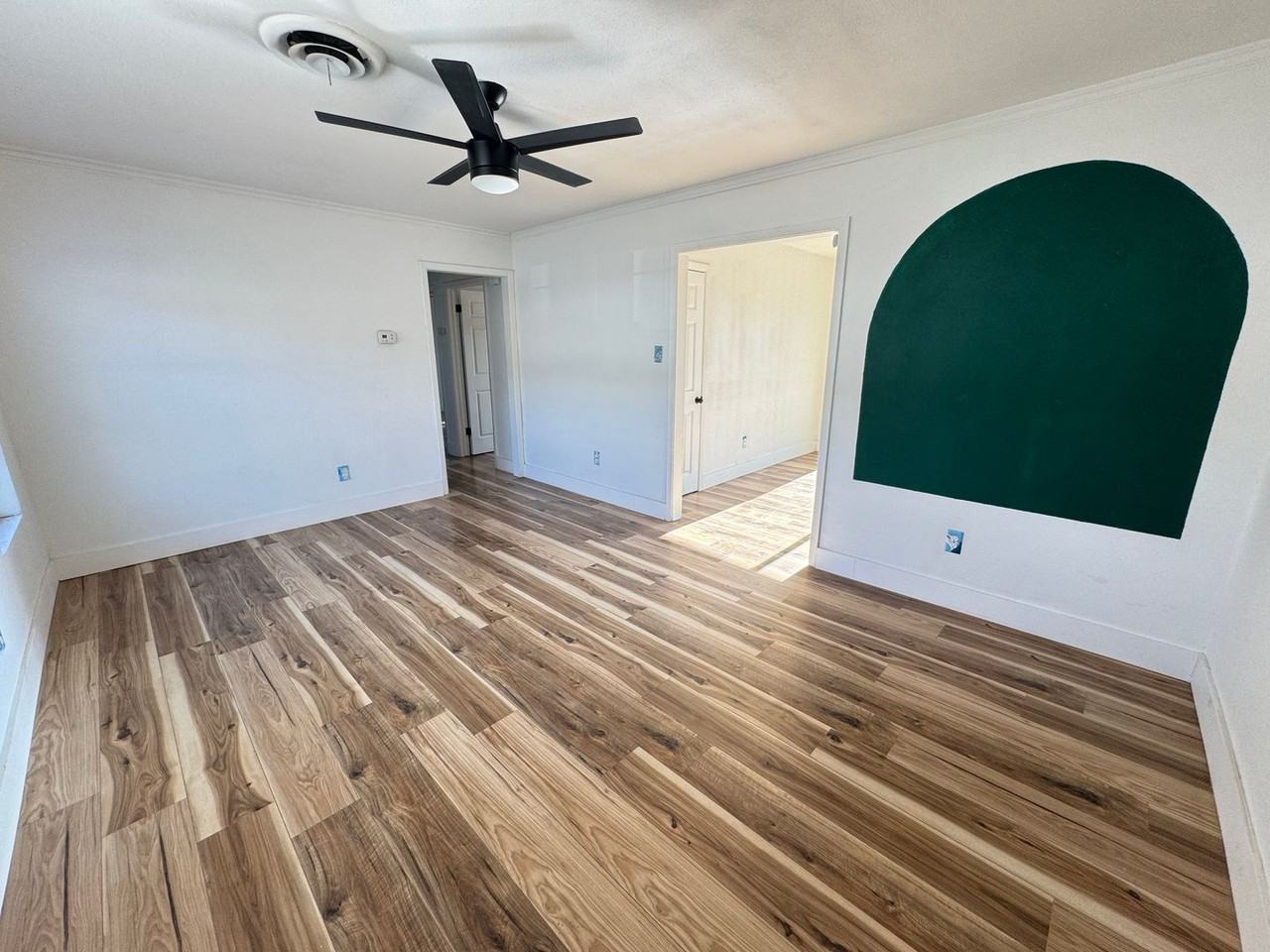 803 Hill St - Photo 2 of 20