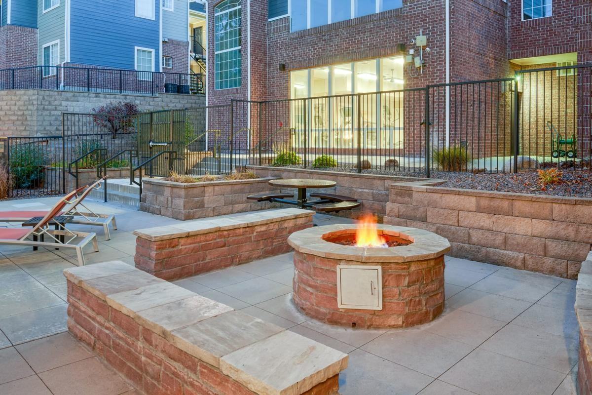 10117 W Dartmouth Pl - Photo 3 of 18