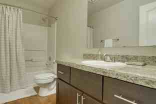 4714 Ne 72nd Ave - Photo 1 of 1